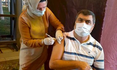 Kaymakam Şahin 4. Doz Aşısını Yaptırdı
