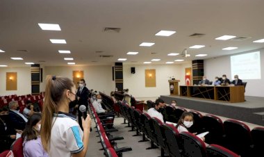 Nizip İlçe Öğrenci Meclisi toplandı