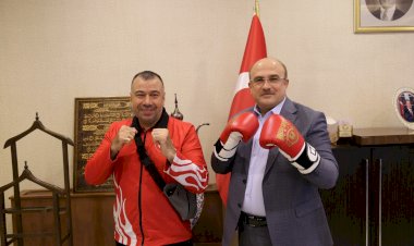 Başkan Sarı’dan sporculara büyük ilgi