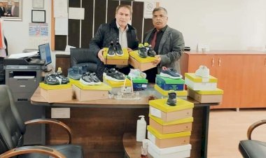 Hayırsever Esnaf, Ayakkabı Dağıttı