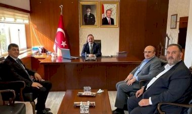 Başkan Fadıloğlu ve Sarı Kaymakam Bayram'ı Ziyaret Etti