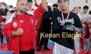 Kick Boks’ta Şampiyon Nizip Mehmet Akif Ersoy Halk Eğitim Merkezi