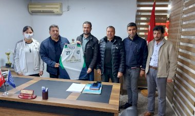 Nizip İlçe Gençlik ve Spor Müdürlüğünden Sporculara Ödül