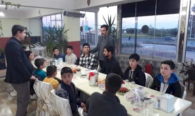 HAFIZLIK ÖĞRENCİLERİ İFTARDA BİR ARAYA GELDİ