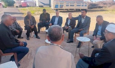 Alkurt, vatandaşlarla kucaklaştı