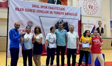 Nizip Spor Lisesi'nin Bilek Güreşi Başarısı
