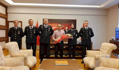 Jandarmadan Kaymakam Çaglar'a Ziyaret