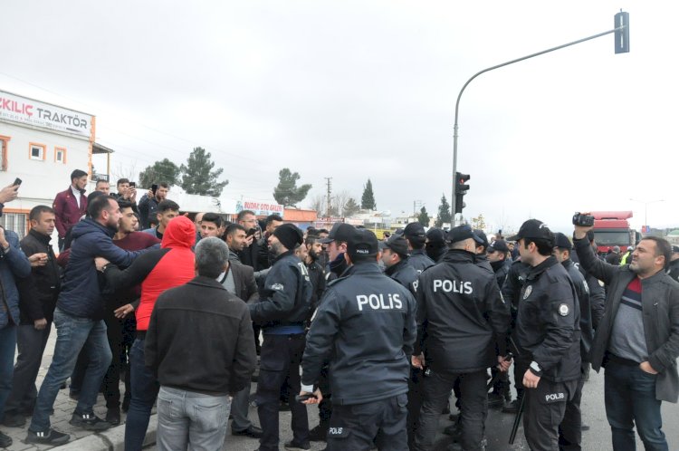 Kamyon ve TIR şoförleri isyan etti