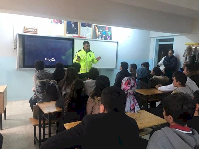 Toplum Destekli Polis'ten Seminer