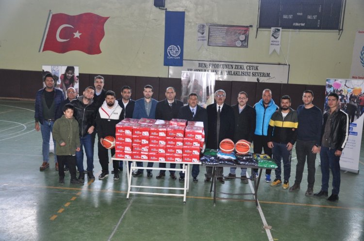 Basketbol dostluk turnuvası