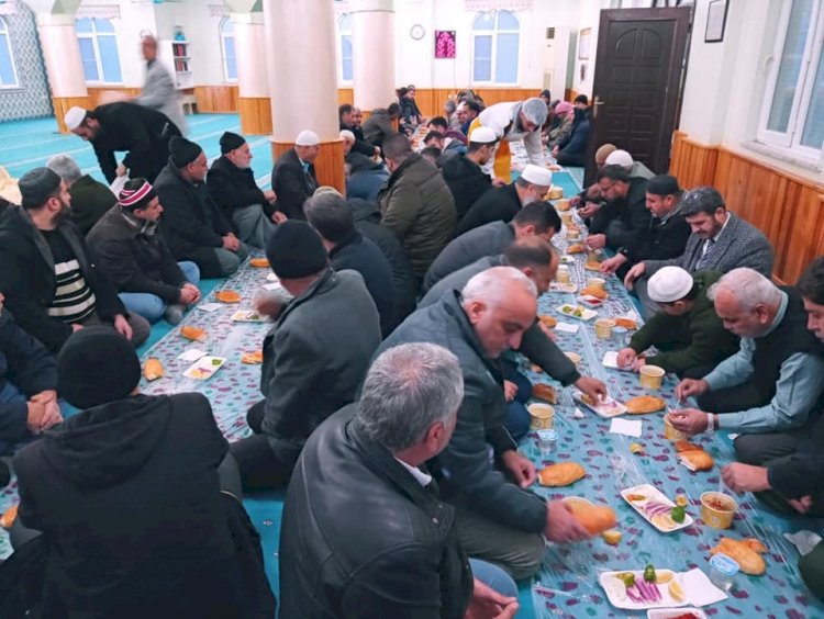 SABAH NAMAZI BULUŞMALARI GANİME HATUN CAMİİNDE GERÇEKLEŞTİRİLDİ