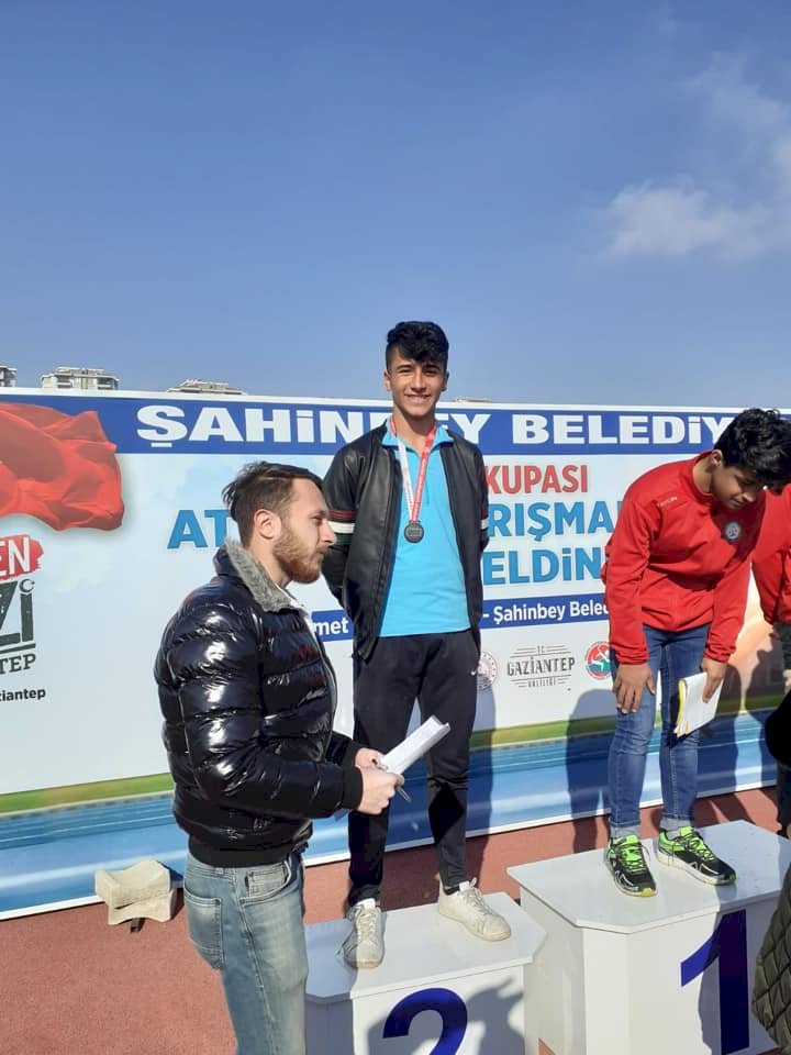 Nizip Spor Lisesi Gazi Kupasında İl Üçüncüsü Oldu