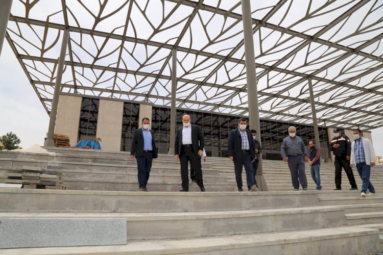 Şahin ve Sarı Kültür Merkezi’ni inceledi