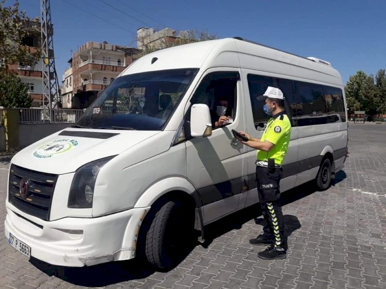 Nizip'te maske ve sosyal mesafe denetimi yapıldı