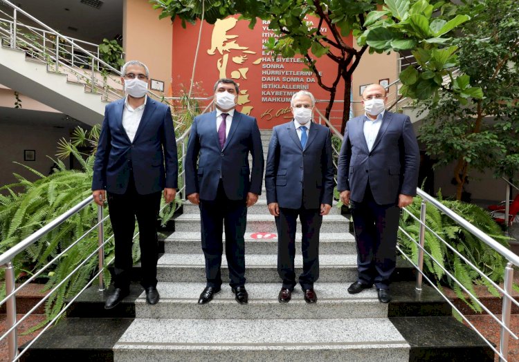 Kaymakam ve Belediye Başkanı’ndan rektöre ziyaret