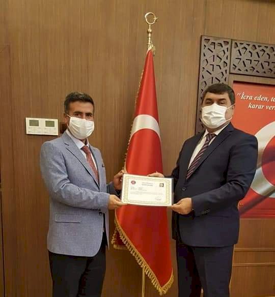 Kaymakam Şahin'den Kendirci'ye Plaket 