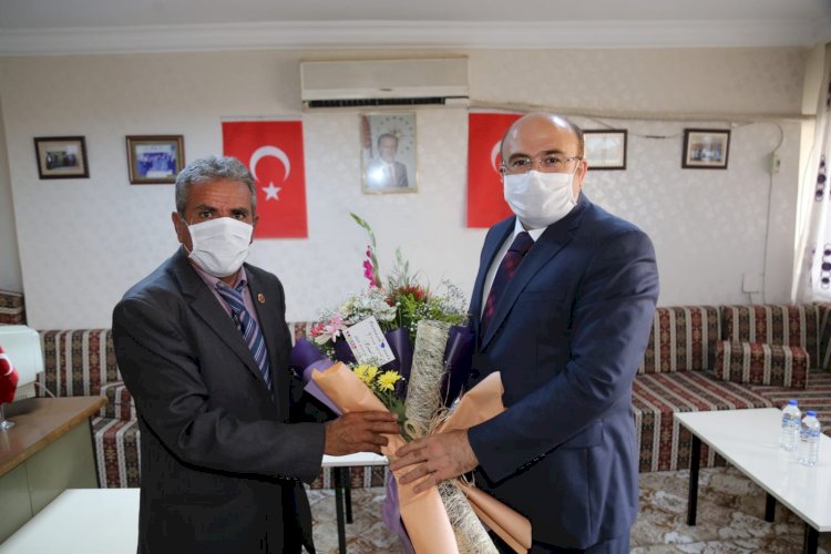 Başkan Sarı; “Muhtarlar demokrasinin olmazsa olmazıdır