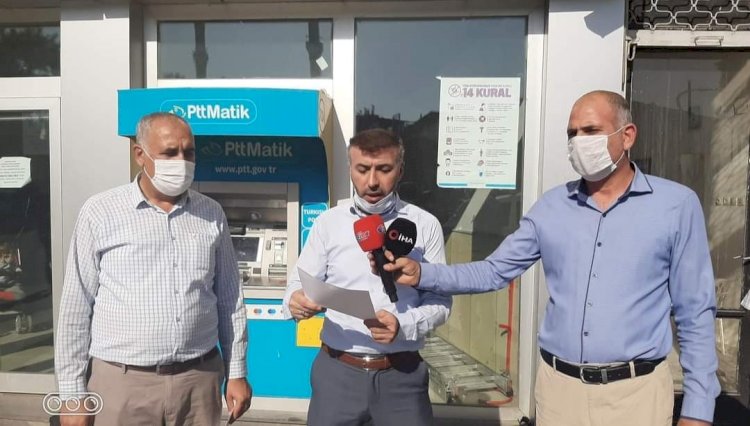 Makron Ateşle Oynuyor