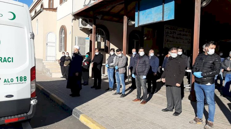Büyük bir değeri kaybettik