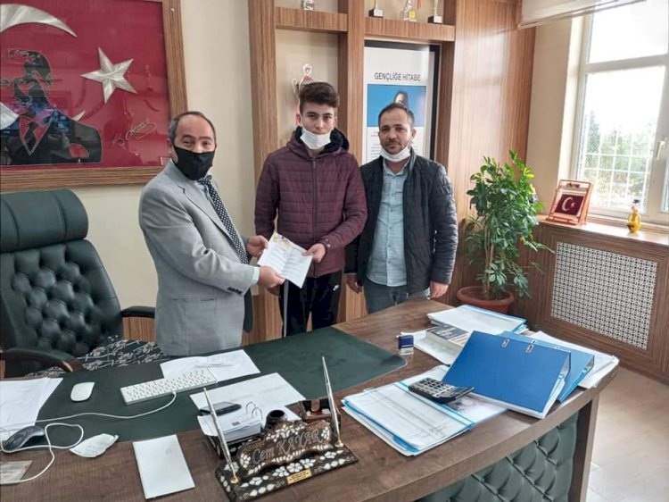 Nizip Halk Eğitim Spor Kulübü'nden Nizip Spor'a Oyuncu Takviyesi