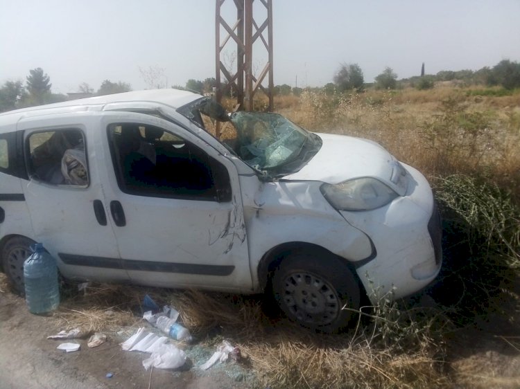 Nizip - Birecik Baraj Yolunda Kaza ; 2 Yaralı