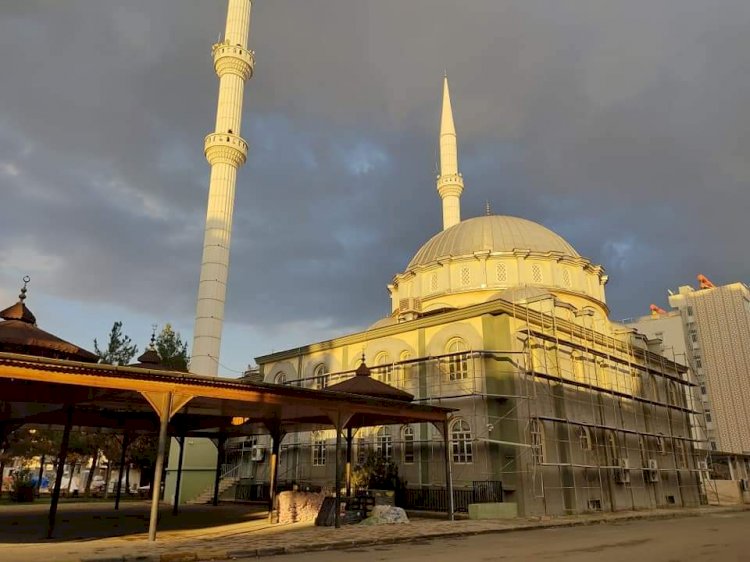 Nizip Hatice Kübra Camii'ne Dış Cephe Giydirme
