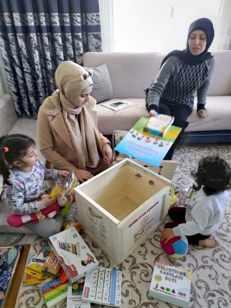 "Benim Oyun Sandığım" Projesi ile çocukların yüzü gülüyor