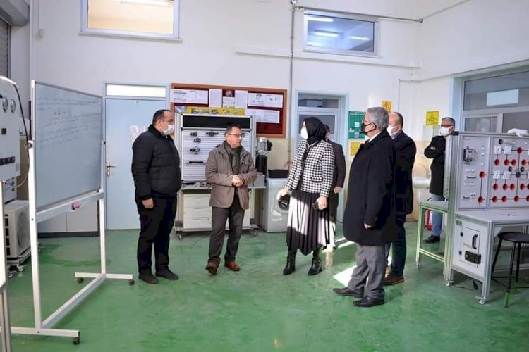 Kaymakam Çağlar'dan Mesleki Eğitim Merkezine Ziyaret