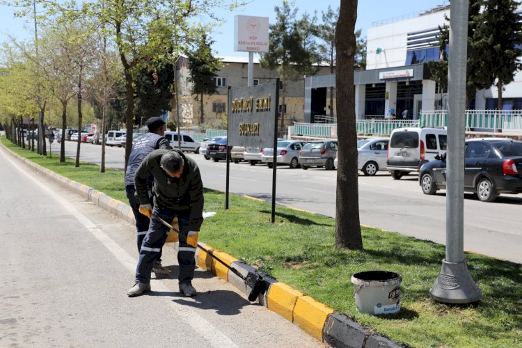 Belediye ekiplerinin sahadaki çalışmaları sürüyor