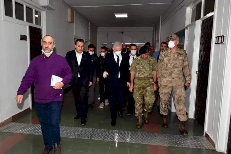Vali Gül'den yaralı askerlere ziyaret