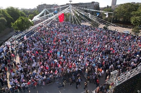 DEVA Gaziantep’te meydana sığmadı