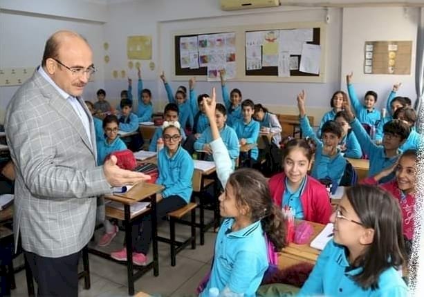 Öğrencilerin karne hediyesi Nizip Belediyesi’nden