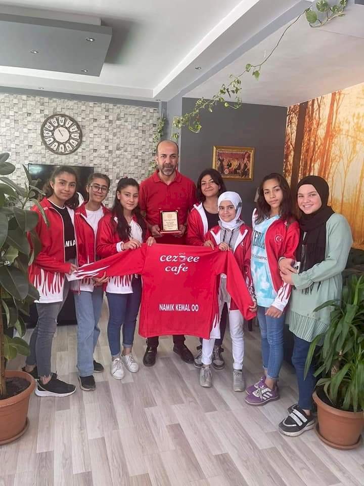 Başarılı öğrenciler kahvaltı da buluştu