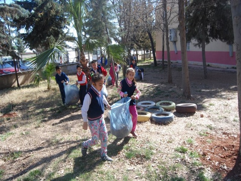 TEKEL İLKOKULUNDA BAHAR TEMİZLİĞİ