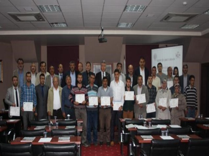 NİZİP TİCARET ODASINDA SERTİFİKA TÖRENİ