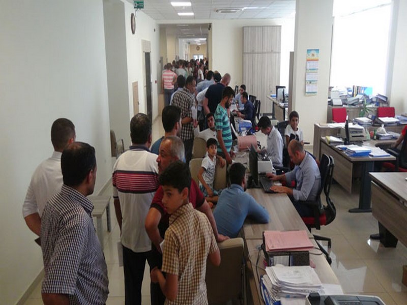 VERGİ DAİRESİNDE YAPILANDIRMA YOĞUNLUĞU