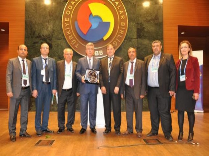 ÖZYURT HİZMET ŞEREF BELGESİNİ CUMHURBAŞKANI ERDOĞANDAN ALDI