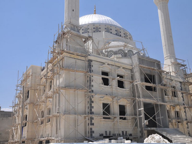 BİLAL ÇEKER CAMİ DE SONA GELİNDİ