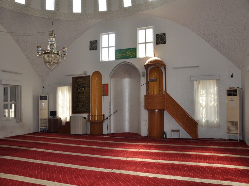 CAMİLERDE BAKIM VE ONARIM ÇALIŞMASI YAPILDI