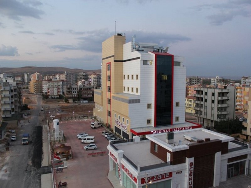 BASINA VE KAMUOYUNA