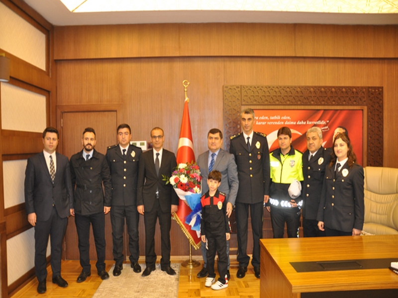 POLİS HAFTASI KUTLANILIYOR