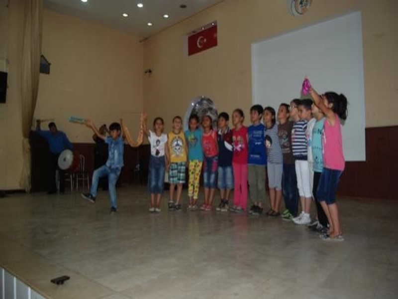 MİNİKLER FOLKLOR EKİBİ TÜRKİYE FİNALLERİNE HAZIR