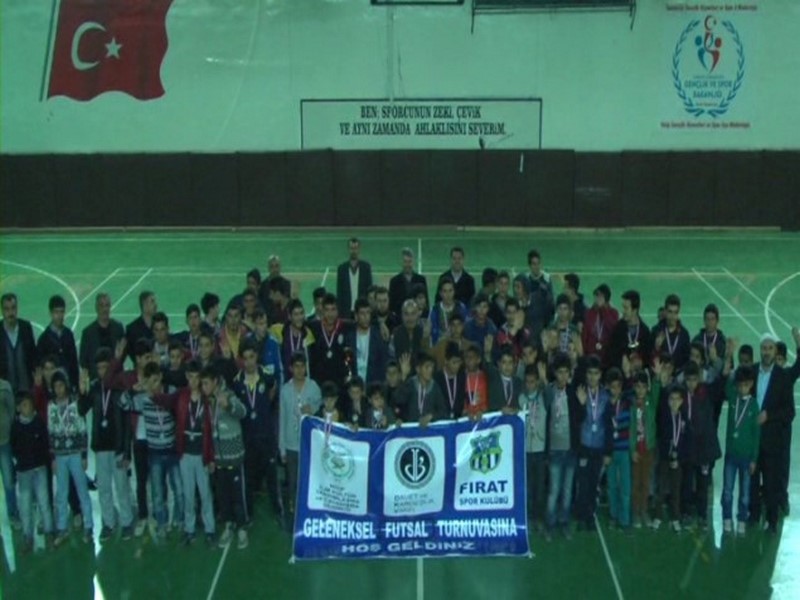 FUTSAL TURNUVASINDA ÖDÜLLER SAHİBİNİ BULDU