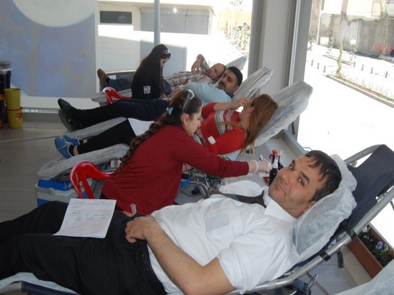 NİZİPTE KAN BAĞIŞI KAMPANYASI