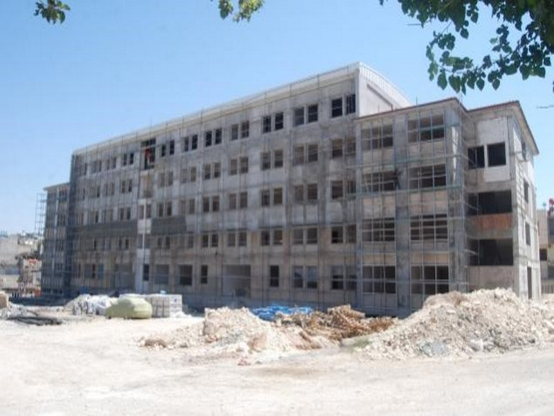 CENGİZ GÜNDEŞ YENİ ORTAOKUL İNŞAATINI GEZDİ
