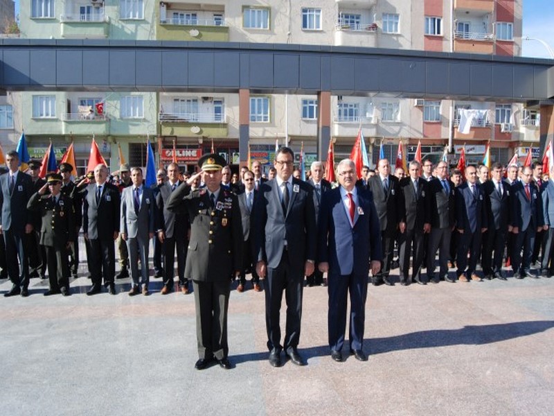 BÜYÜK ÖNDER ATATÜRK NİZİPTE ANILDI