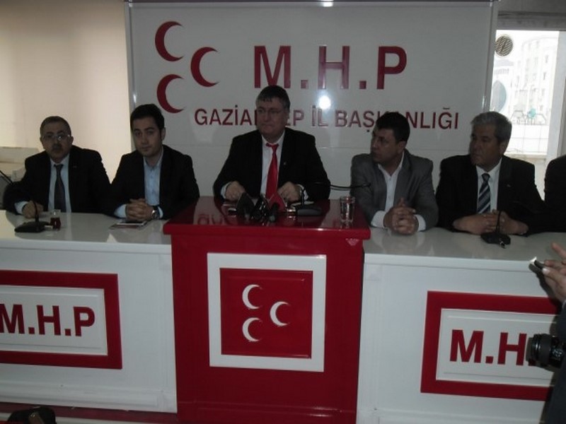 KARABACAK ADAY ADAYLIĞINI AÇIKLADI