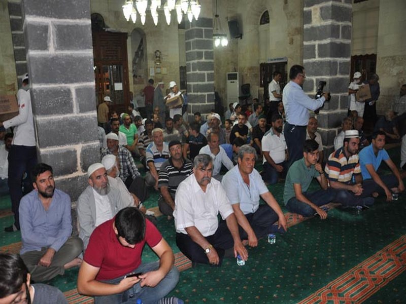 NİZİP TE 15 TEMMUZ DEMOKRASİ ŞEHİTLERİ İÇİN MEVLİD İ ŞERİF OKUTULDU