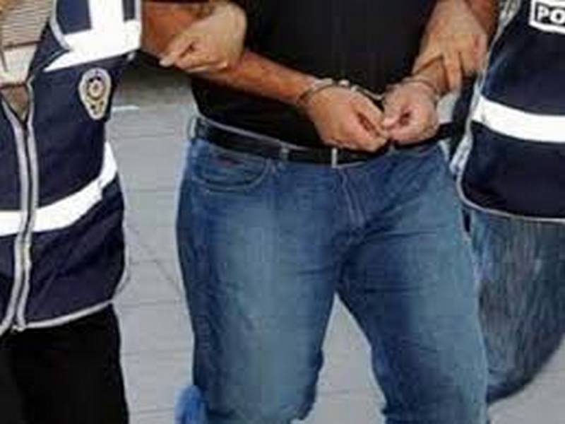 CAMİDE BUZDOLABI ÇALAN ŞÜPHELİLER YAKALANDI
