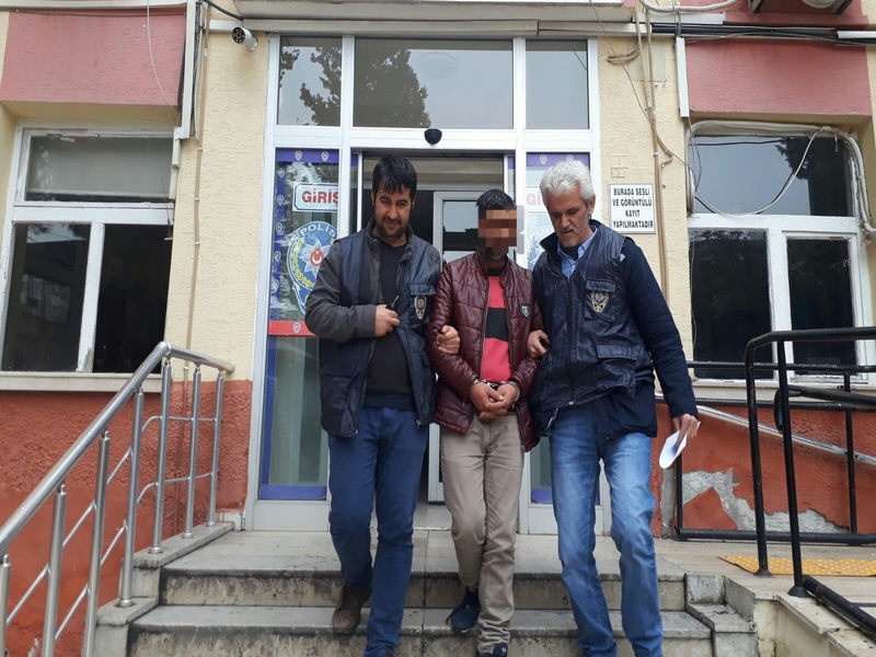 HAPİS CEZASI BULUNAN ZANLI DAHA FAZLA KAÇAMADI